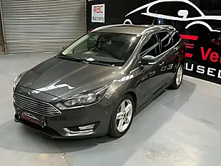 Used 2015 Ford Focus Titanium Grey - Interior and Exterior details 3