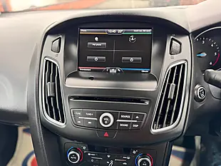 Used 2015 Ford Focus Titanium Grey - Interior and Exterior details 10