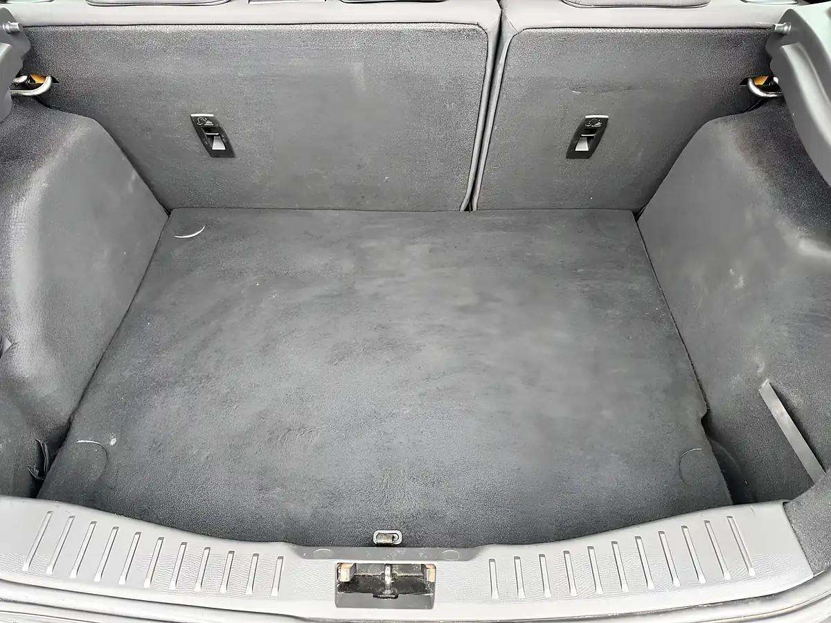 Used 2015 Ford Focus Titanium Grey - Interior and Exterior details 13