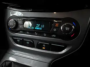 Used 2015 Ford Focus Titanium Navigator White - Interior and Exterior details 15