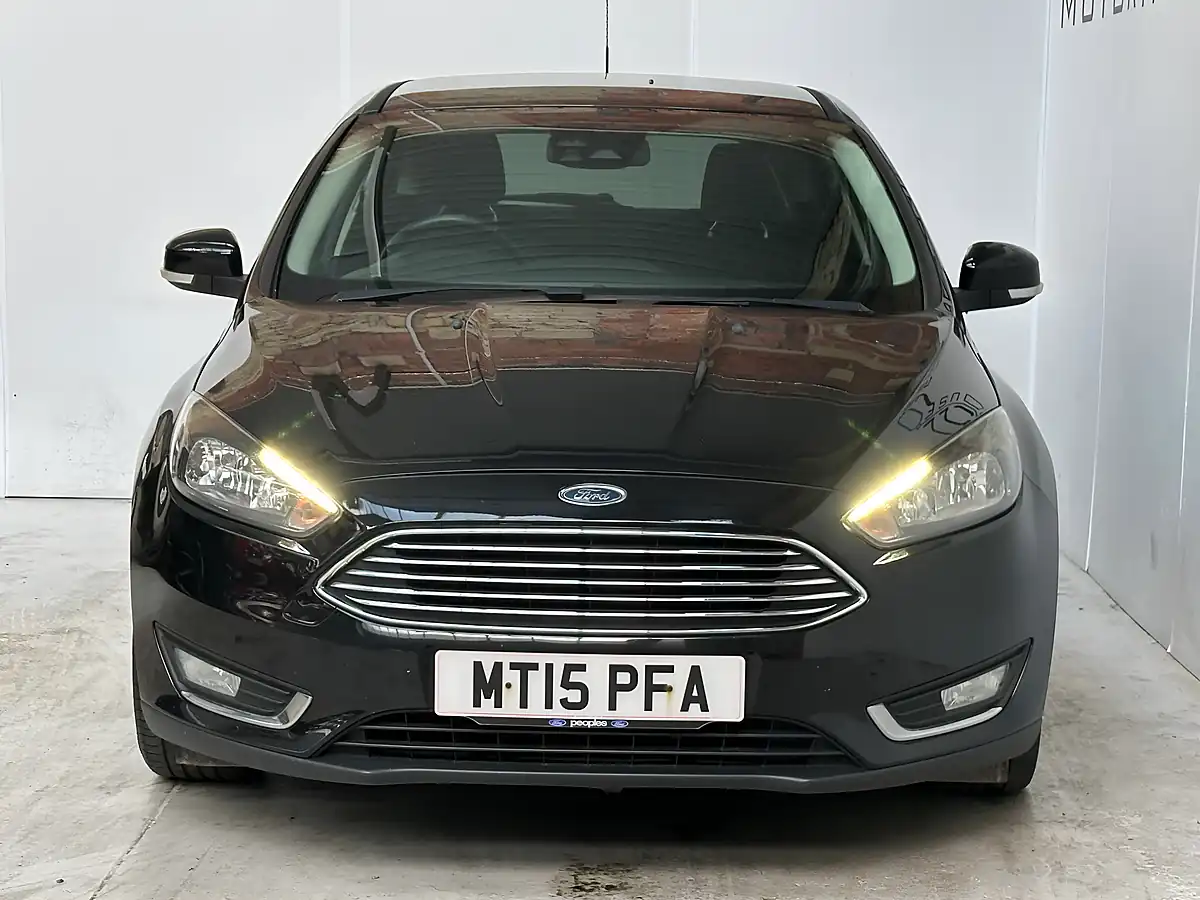 Used 2015 Ford Focus Titanium Panther Black - Interior and Exterior details 2