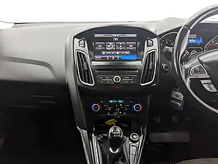 Used 2015 Ford Focus Titanium Red - Interior and Exterior details 15