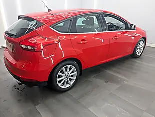 Used 2015 Ford Focus Titanium Red - Interior and Exterior details 4