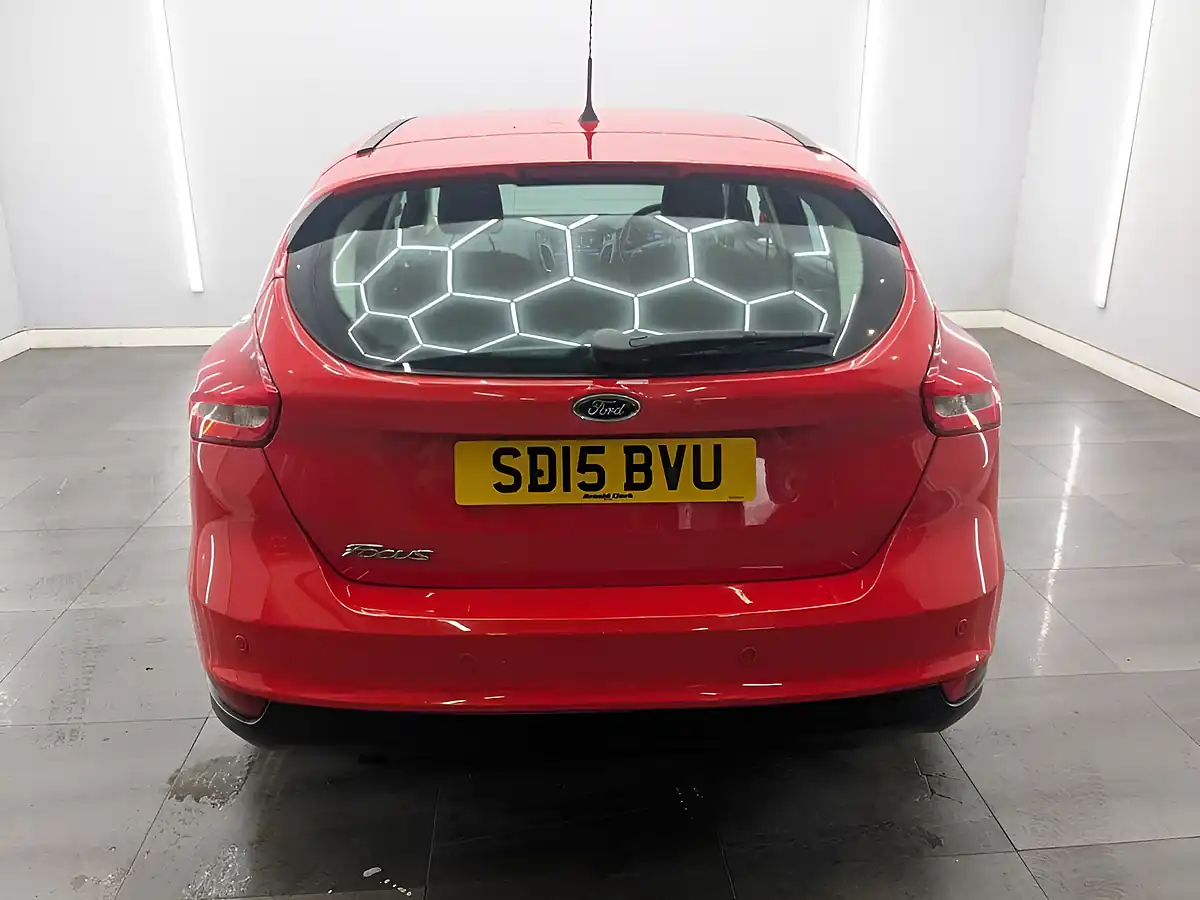 Used 2015 Ford Focus Titanium Red - Interior and Exterior details 5