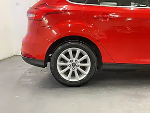 Used 2015 Ford Focus Titanium Red - Interior and Exterior details 12