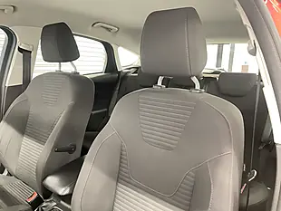 Used 2015 Ford Focus Titanium Red - Interior and Exterior details 17