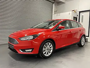 Used 2015 Ford Focus Titanium Red - Interior and Exterior details 2