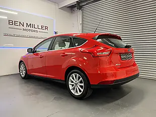 Used 2015 Ford Focus Titanium Red - Interior and Exterior details 6