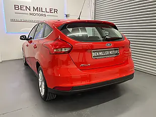 Used 2015 Ford Focus Titanium Red - Interior and Exterior details 7