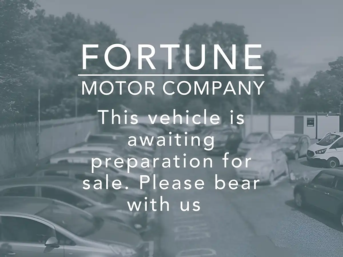 Used 2015 Ford Focus Titanium Red - Interior and Exterior details 10