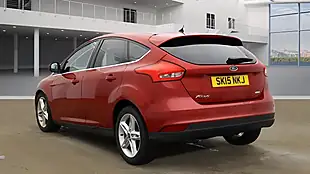 Used 2015 Ford Focus Titanium Red - Interior and Exterior details 3