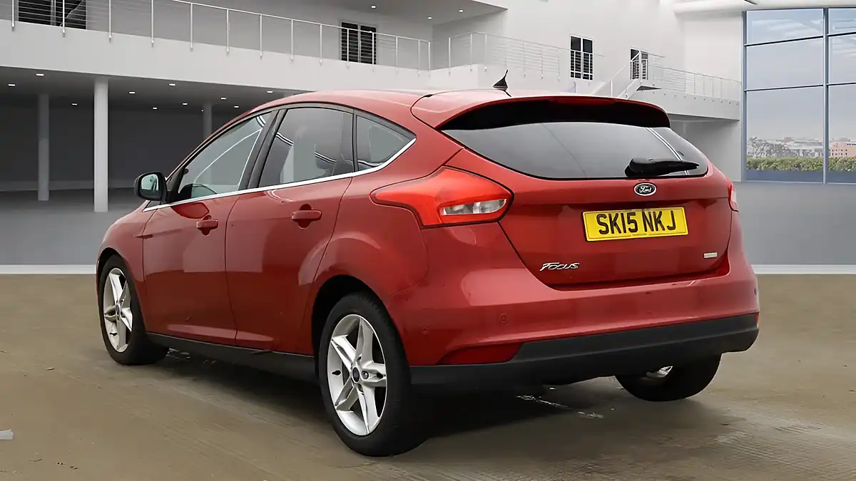 Used 2015 Ford Focus Titanium Red - Interior and Exterior details 3