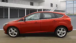 Used 2015 Ford Focus Titanium Red - Interior and Exterior details 6