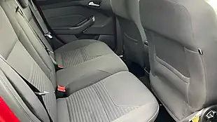 Used 2015 Ford Focus Titanium Red - Interior and Exterior details 8