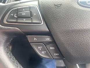 Used 2015 Ford Focus Titanium Red - Interior and Exterior details 17