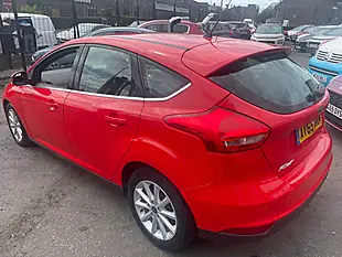 Used 2015 Ford Focus Titanium Red - Interior and Exterior details 5