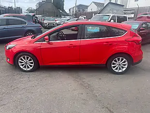 Used 2015 Ford Focus Titanium Red - Interior and Exterior details 6