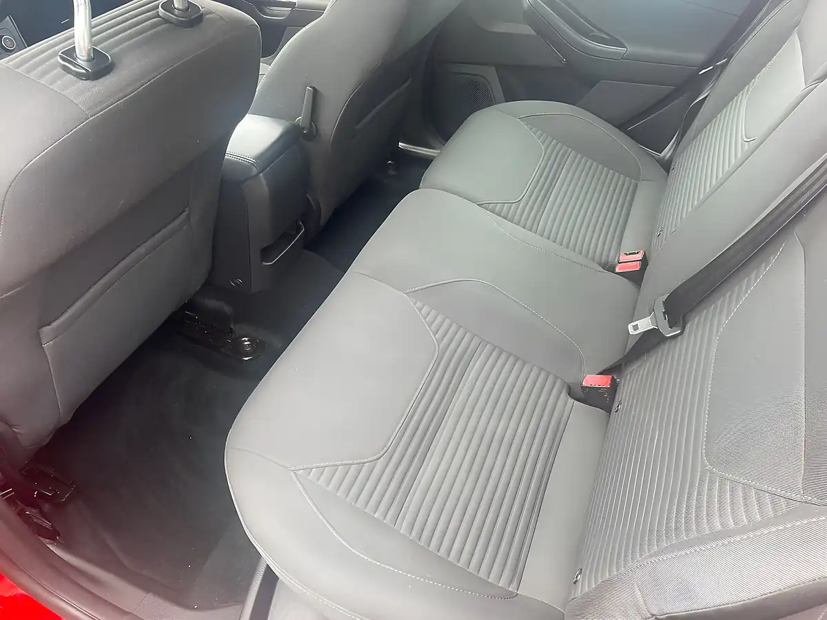 Used 2015 Ford Focus Titanium Red - Interior and Exterior details 9