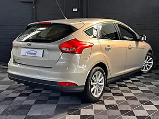 Used 2015 Ford Focus Titanium Silver - Interior and Exterior details 13