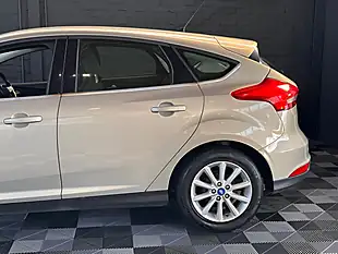 Used 2015 Ford Focus Titanium Silver - Interior and Exterior details 4
