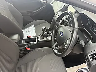 Used 2015 Ford Focus Titanium White - Interior and Exterior details 13