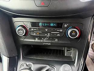 Used 2015 Ford Focus Titanium White - Interior and Exterior details 15