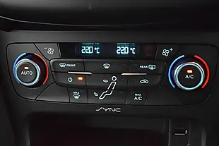 Used 2015 Ford Focus Titanium White - Interior and Exterior details 16
