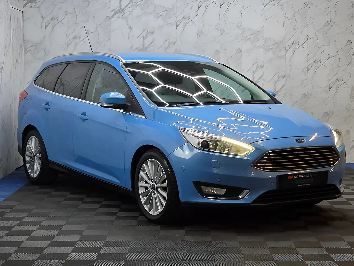 Used 2015 Ford Focus Titanium X Blue - Front View