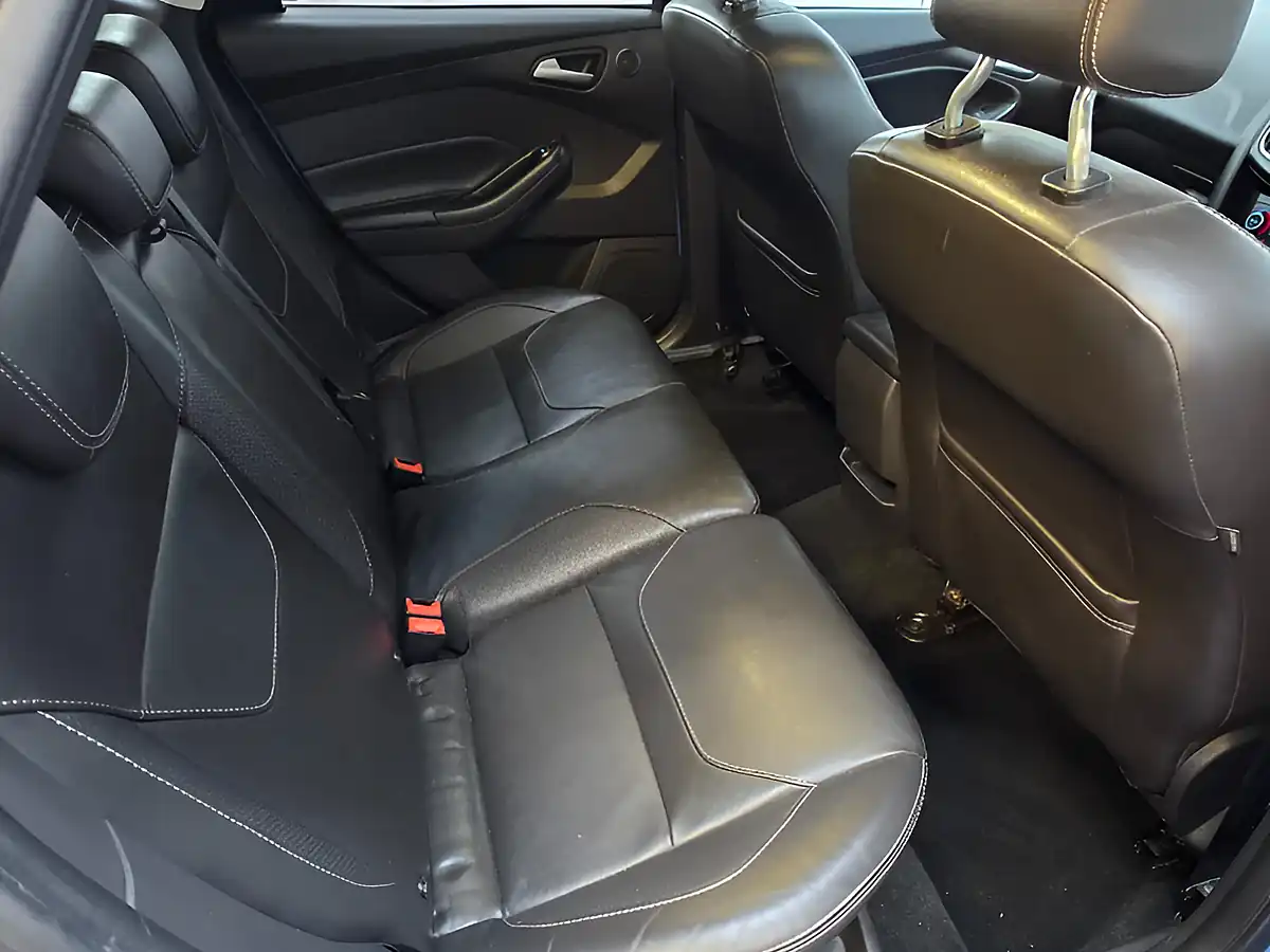 Used 2015 Ford Focus Titanium X Blue - Interior and Exterior details 15