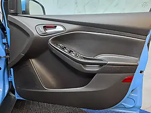Used 2015 Ford Focus Titanium X Blue - Interior and Exterior details 17