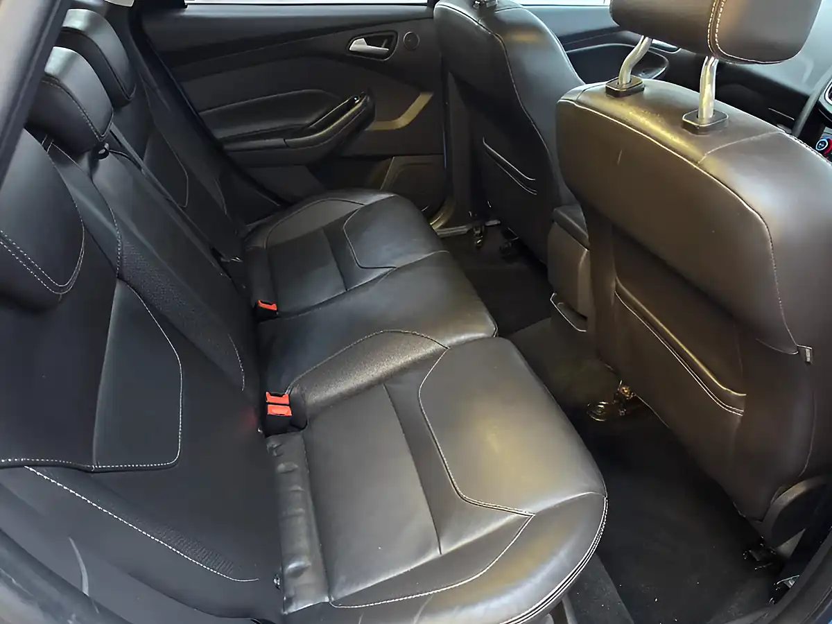 Used 2015 Ford Focus Titanium X Blue - Interior and Exterior details 15