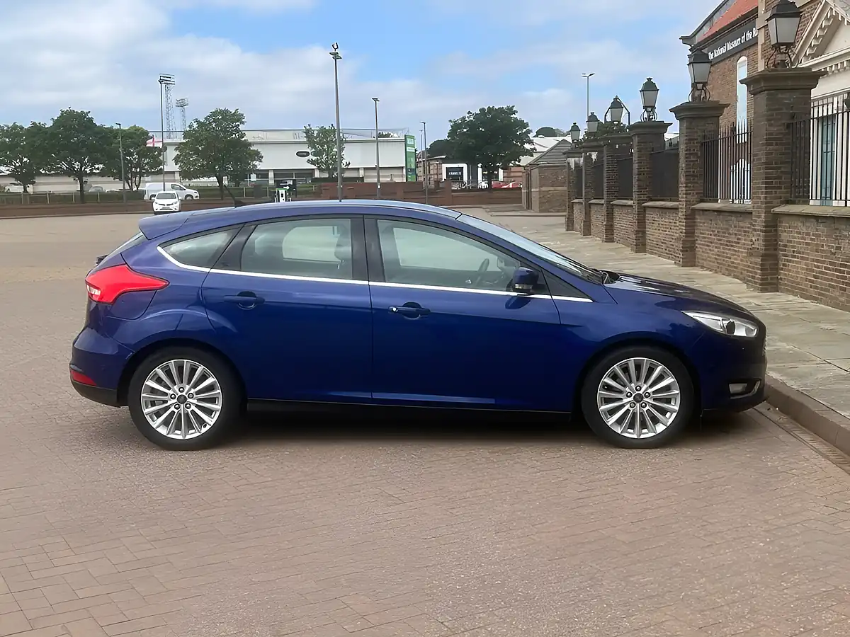Used 2015 Ford Focus Titanium X Blue - Interior and Exterior details 10