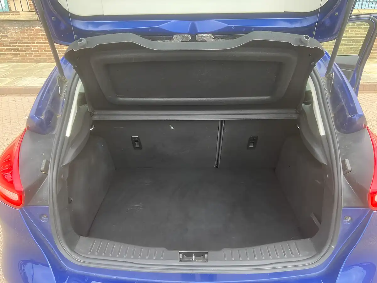 Used 2015 Ford Focus Titanium X Blue - Interior and Exterior details 11