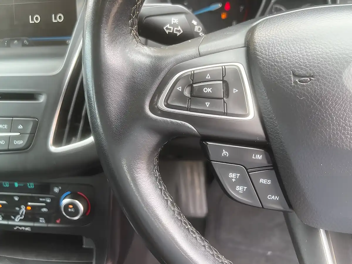 Used 2015 Ford Focus Titanium X Blue - Interior and Exterior details 18