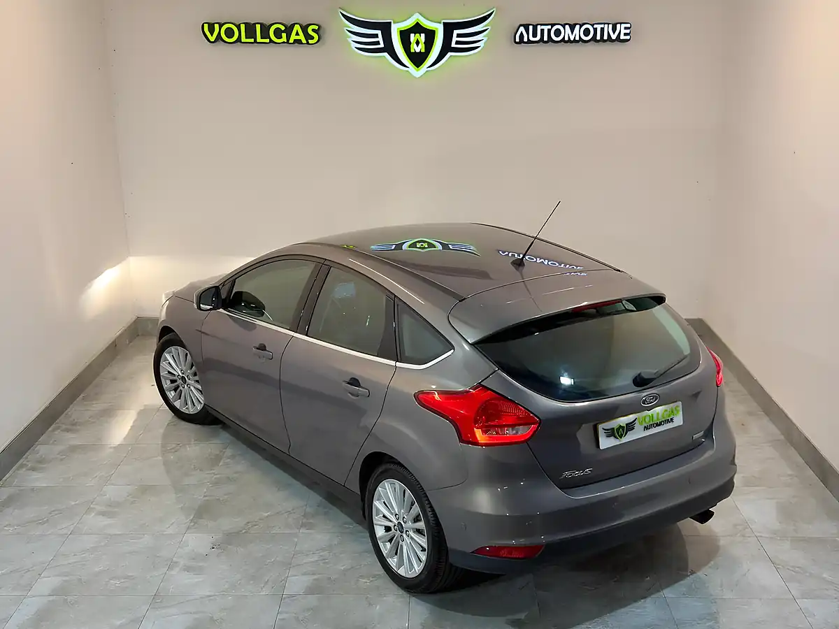 Used 2015 Ford Focus Titanium X Brown - Interior and Exterior details 4