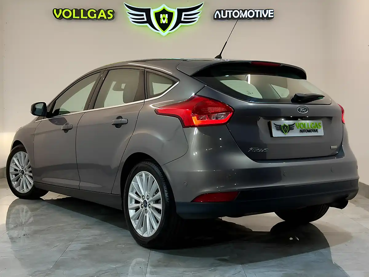Used 2015 Ford Focus Titanium X Brown - Interior and Exterior details 9
