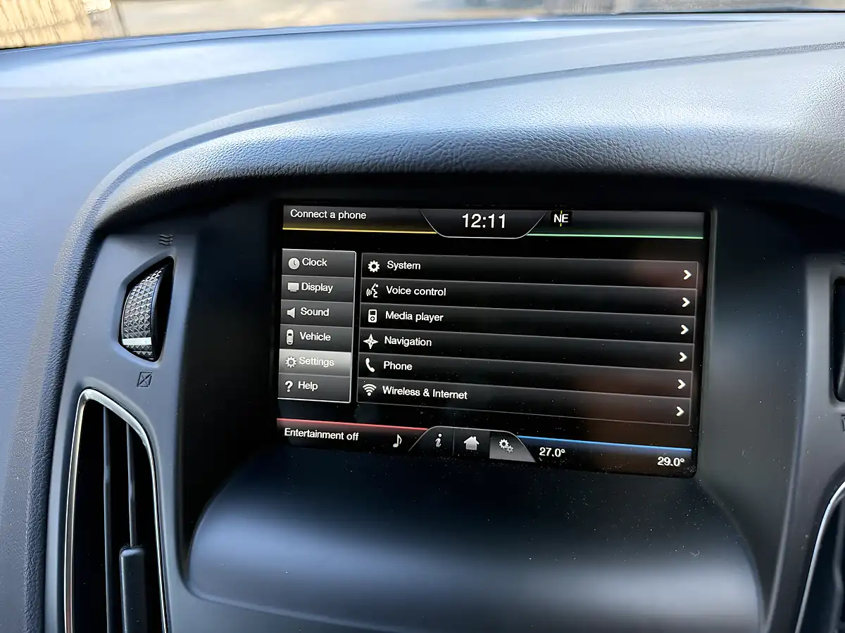 Used 2015 Ford Focus Titanium X Grey - Interior and Exterior details 13