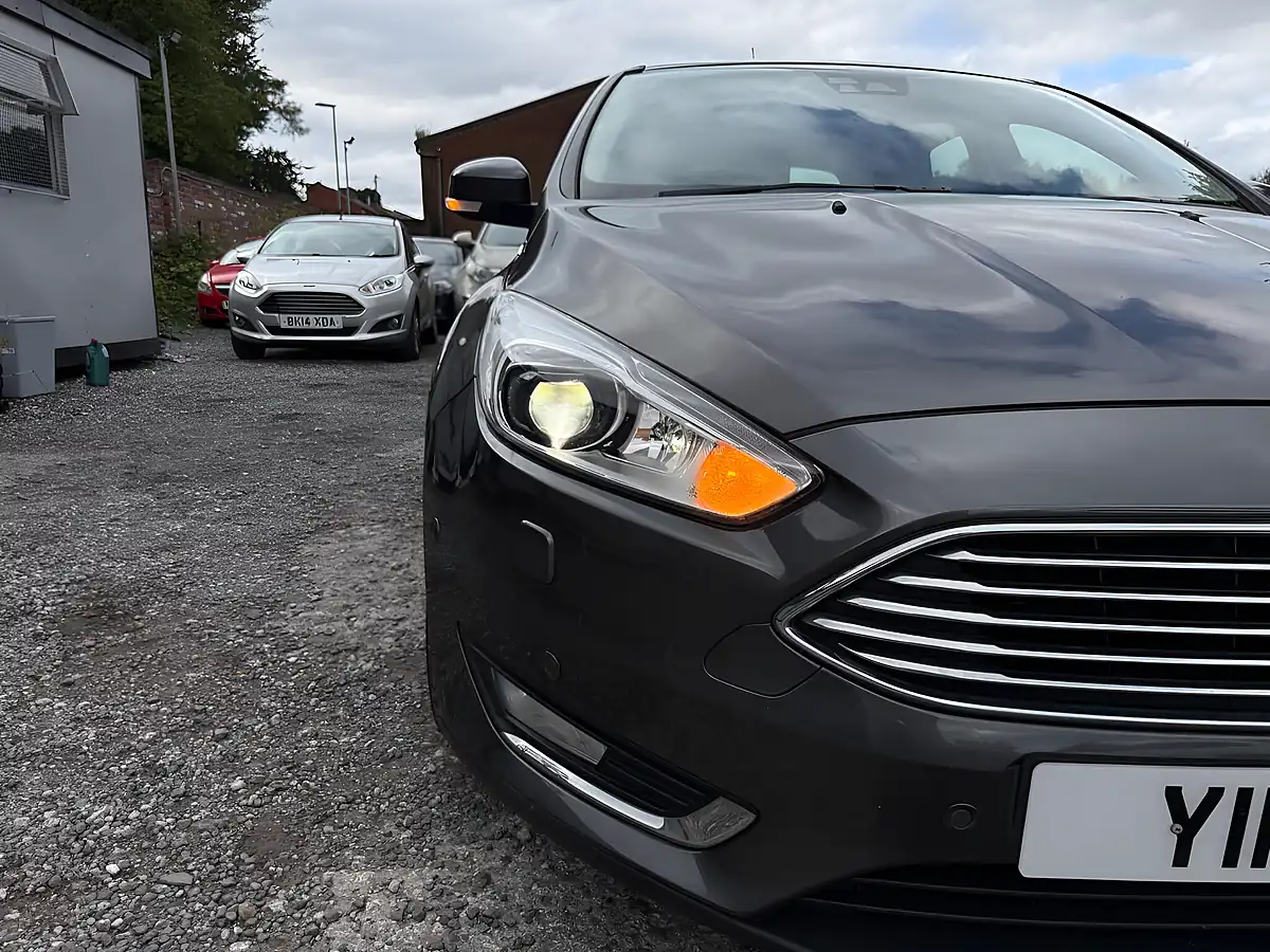 Used 2015 Ford Focus Titanium X Grey - Interior and Exterior details 17