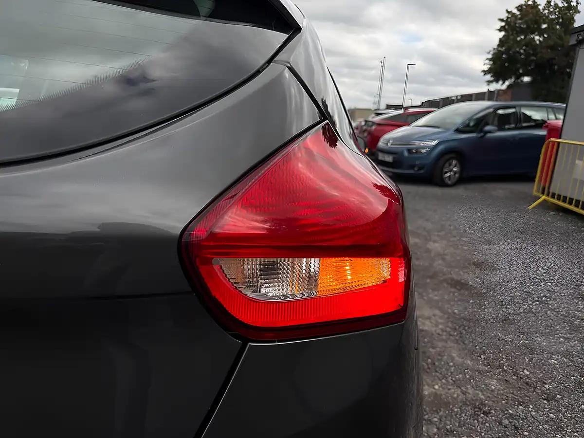 Used 2015 Ford Focus Titanium X Grey - Interior and Exterior details 18