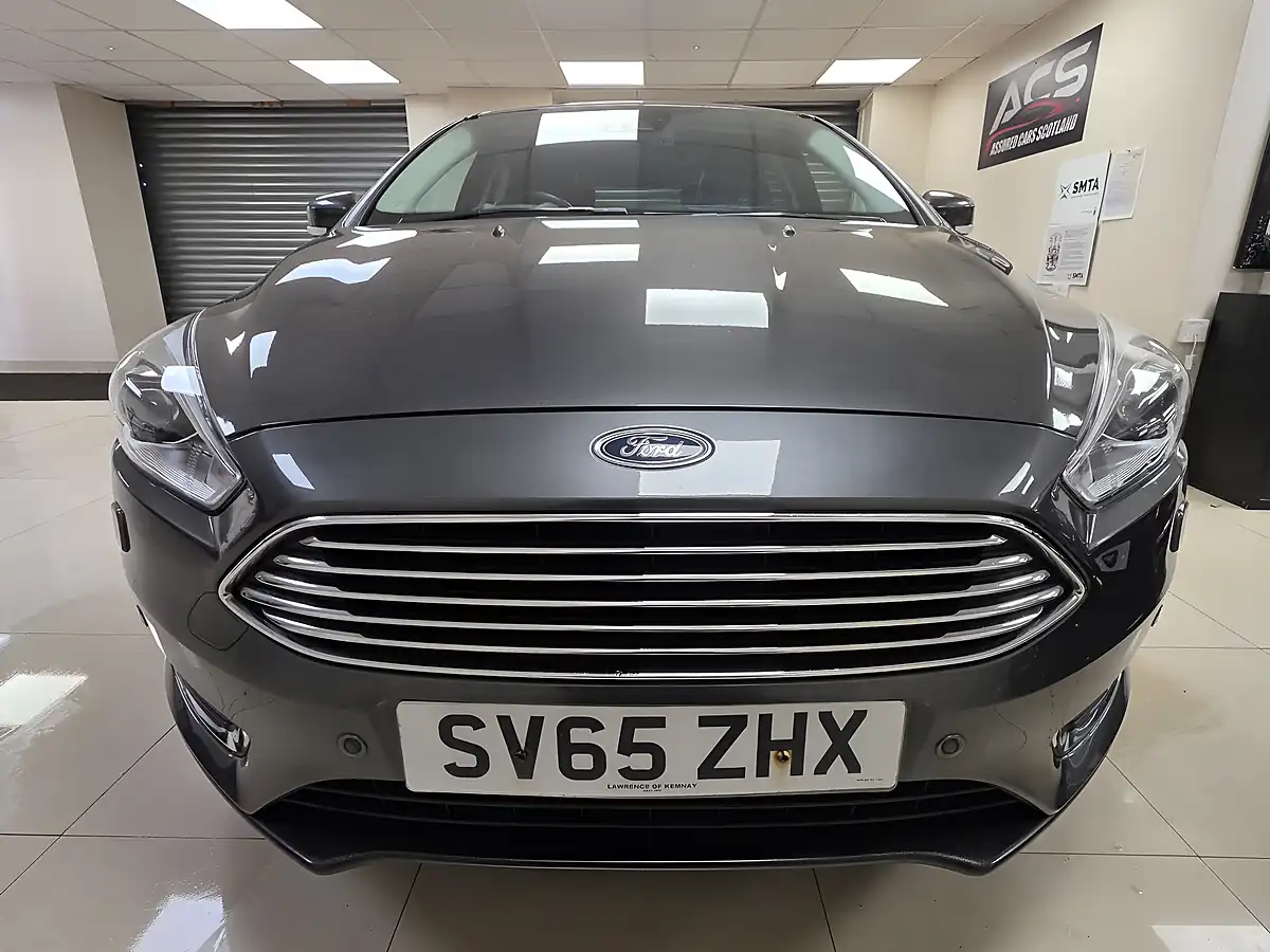 Used 2015 Ford Focus Titanium X Grey - Interior and Exterior details 10