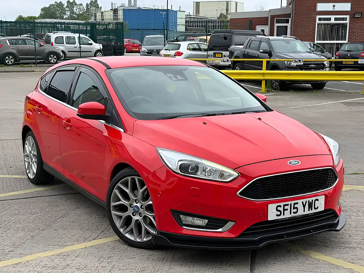 Used 2015 Ford Focus Titanium X Red - Front View