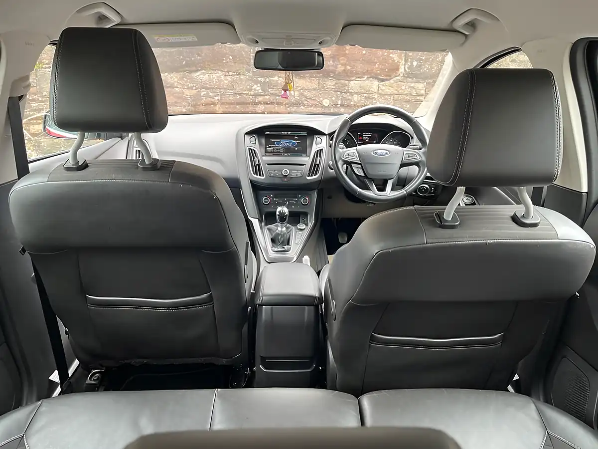 Used 2015 Ford Focus Titanium X Red - Interior and Exterior details 16