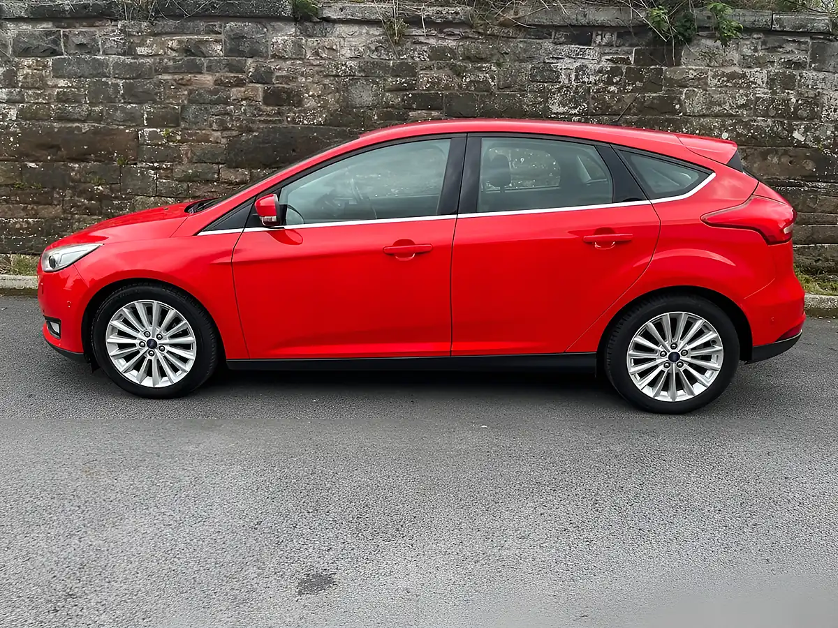 Used 2015 Ford Focus Titanium X Red - Interior and Exterior details 7