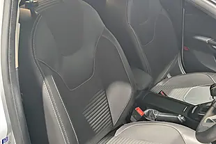 Used 2015 Ford Focus Titanium X White - Interior and Exterior details 16