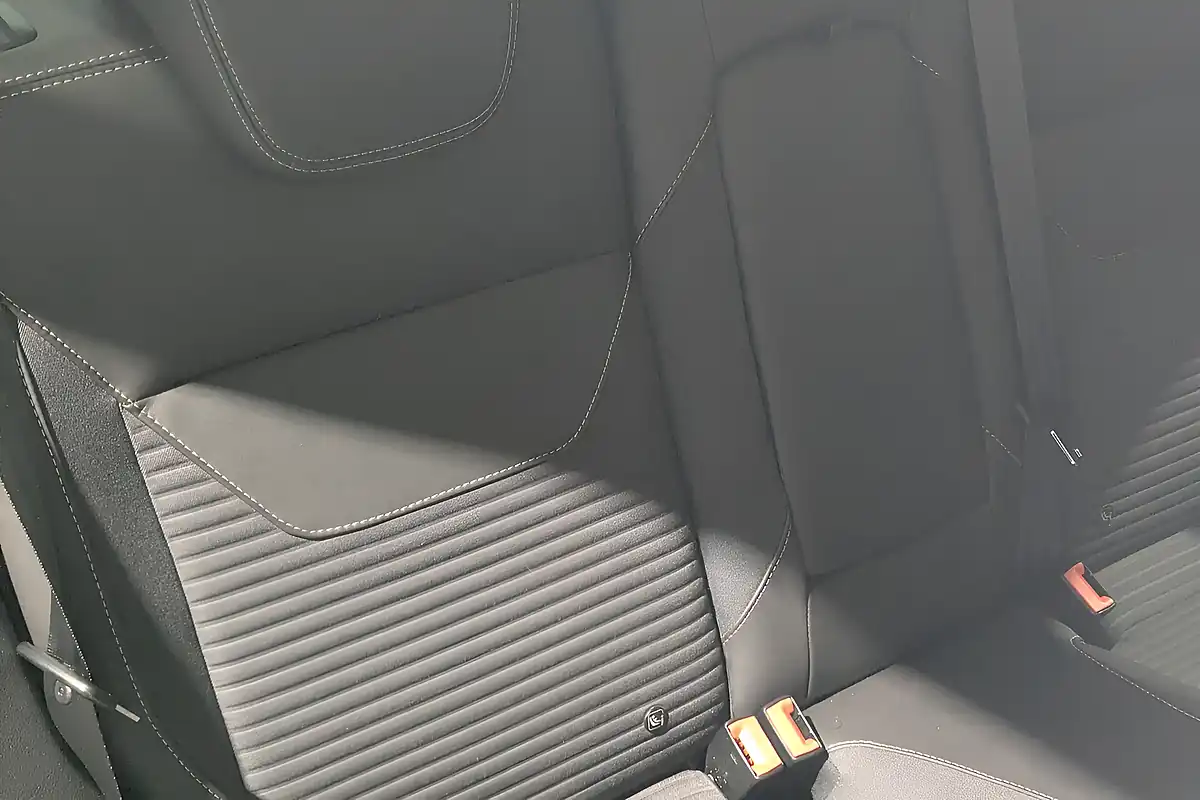 Used 2015 Ford Focus Titanium X White - Interior and Exterior details 17