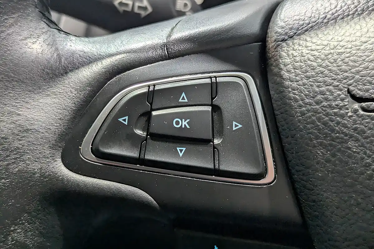 Used 2015 Ford Focus Titanium X White - Interior and Exterior details 9