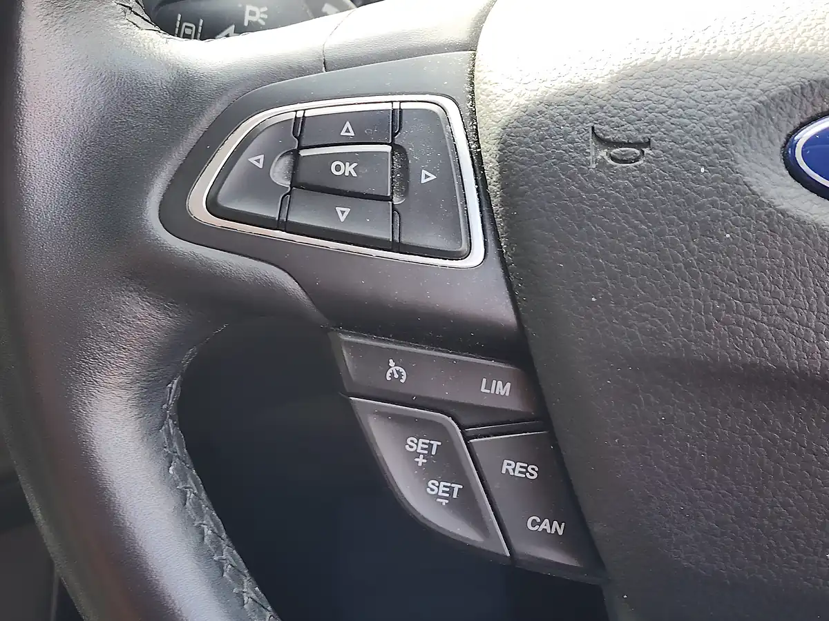 Used 2015 Ford Focus Titanium X White - Interior and Exterior details 17