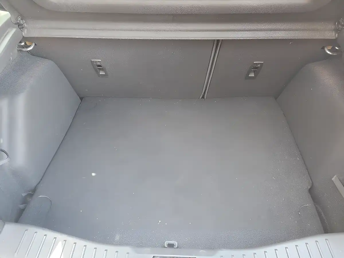Used 2015 Ford Focus Titanium X White - Interior and Exterior details 19