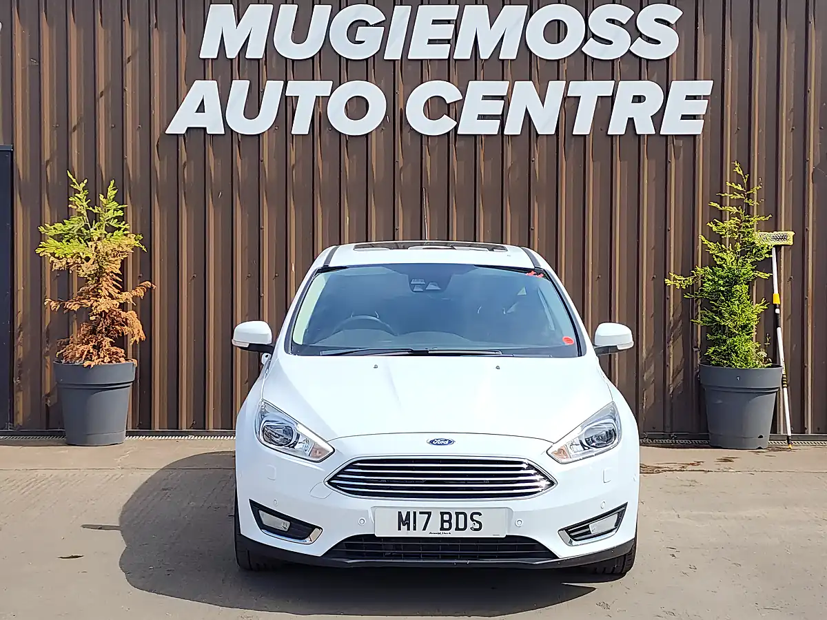 Used 2015 Ford Focus Titanium X White - Interior and Exterior details 3