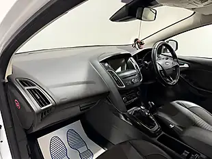 Used 2015 Ford Focus Titanium X White - Interior and Exterior details 12